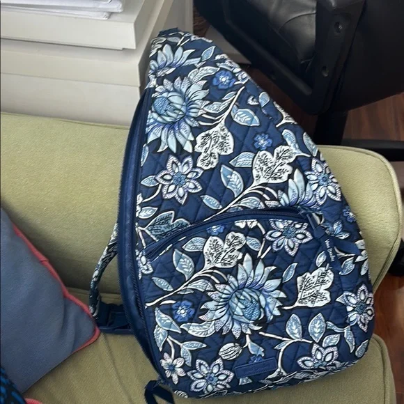 Vera Bradley | Bags | Vera Bradley Essential Sling Backpack  display picture 2